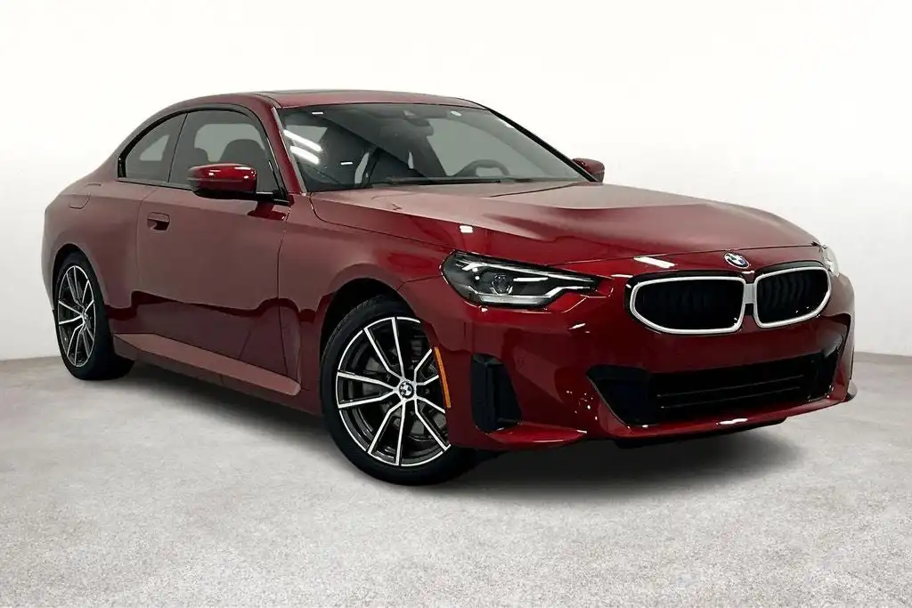 2025 BMW 2 Series 230i Coupe's photo