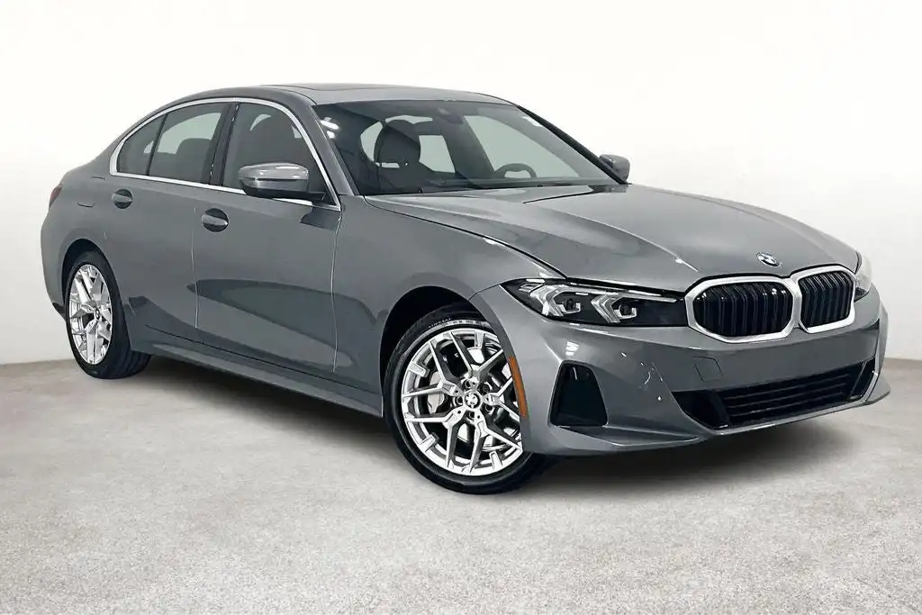 2025 BMW 3 Series 330i Sedan's photo