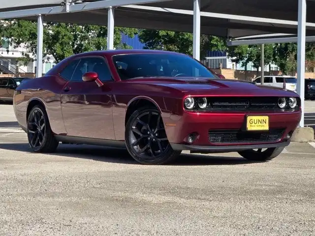 2021 Dodge Challenger SXT Auto's photo