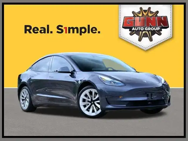 2023 Tesla Model 3 Base's photo