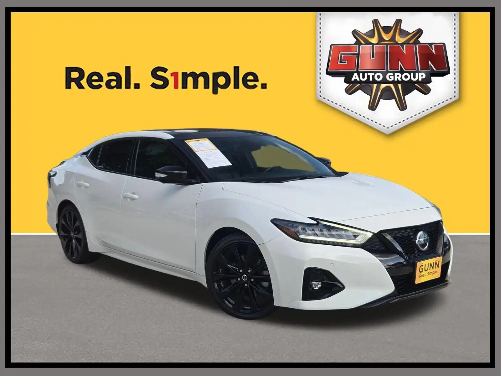 2021 Nissan Maxima SR's photo