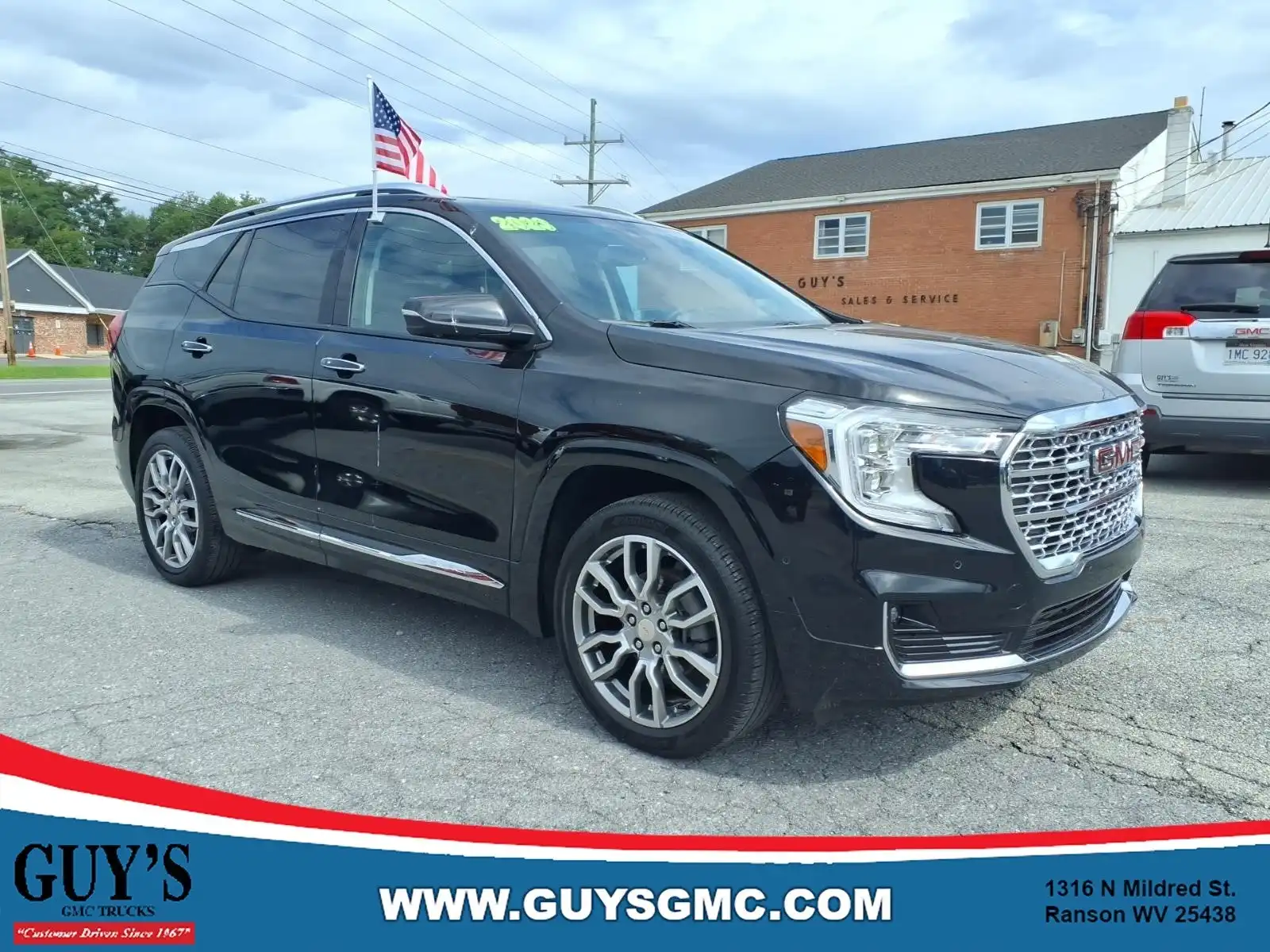2023 GMC Terrain Denali AWD's photo