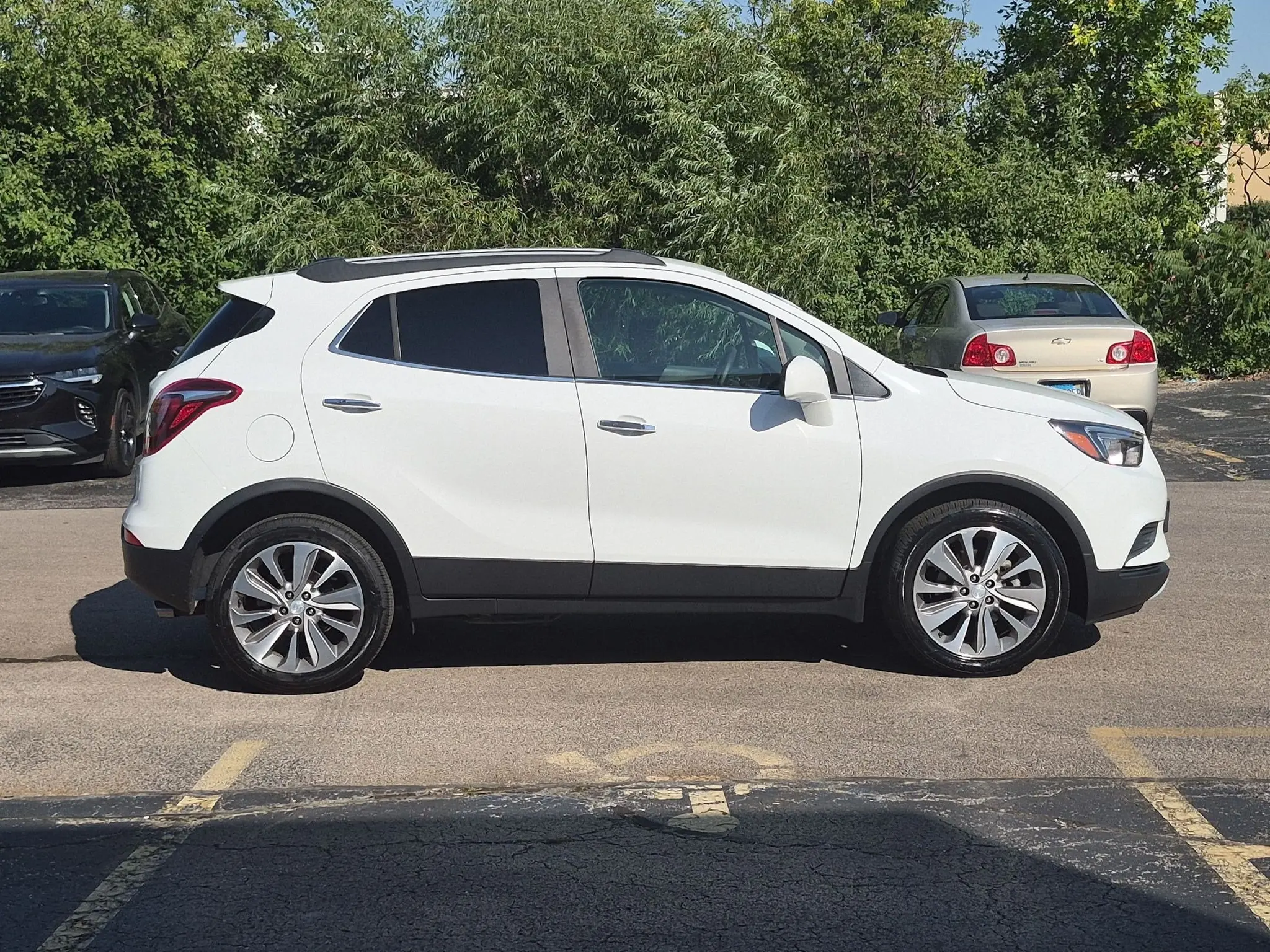 2020 Buick Encore Preferred photo 4