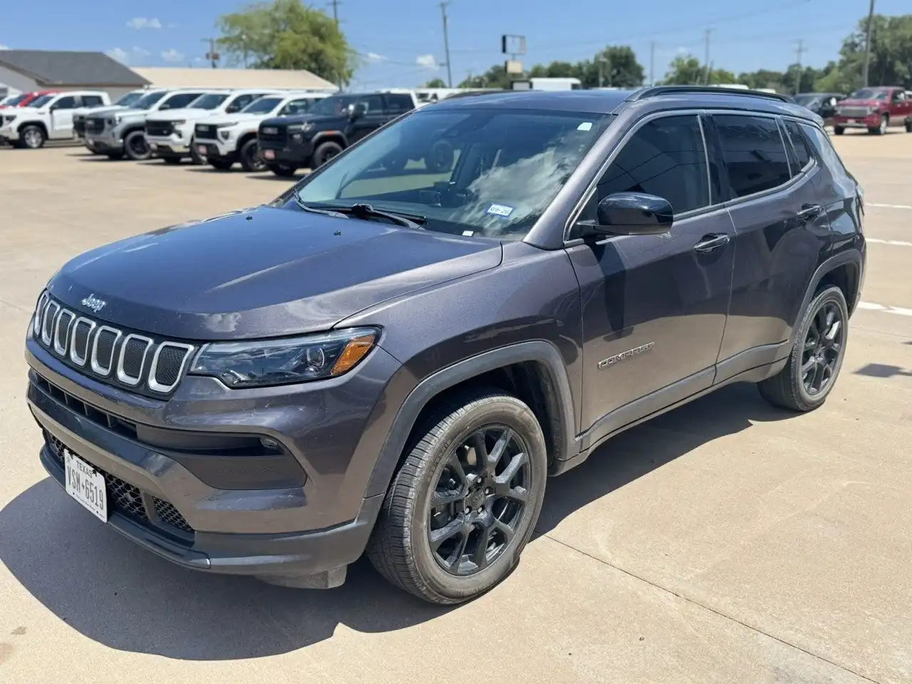 2022 Jeep Compass Latitude Lux 4X4's photo