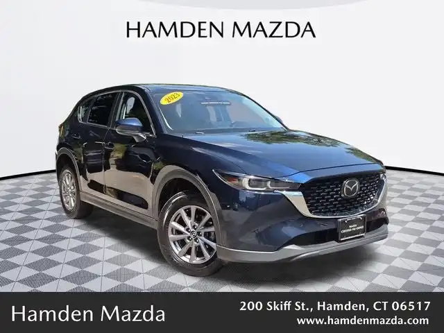 2023 Mazda CX-5 S Preferred package Auto AWD's photo