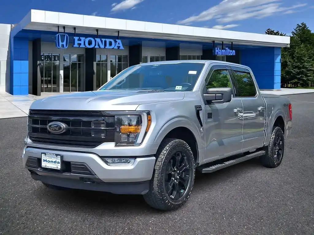 2022 Ford F-150 XLT 4x4 SuperCrew 5-1/2 Box's photo