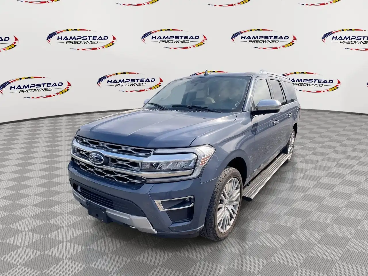 2023 Ford Expedition Platinum 4WD MAX's photo