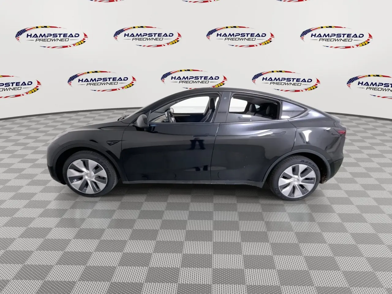 2023 Tesla Model Y Long Range Dual Motor AWD photo 5