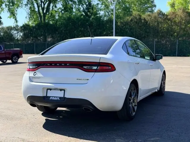 2013 Dodge Dart SXT photo 4
