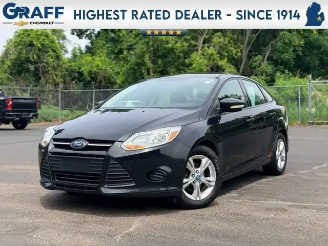 2013 Ford Focus SE Sedan's photo