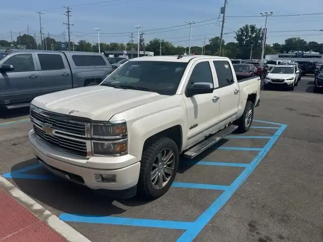 2014 Chevrolet Silverado 1500 High Country 4X4 Crew Cab Short Box's photo
