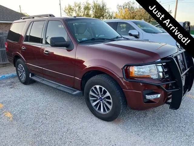 2015 Ford Expedition XLT photo 1
