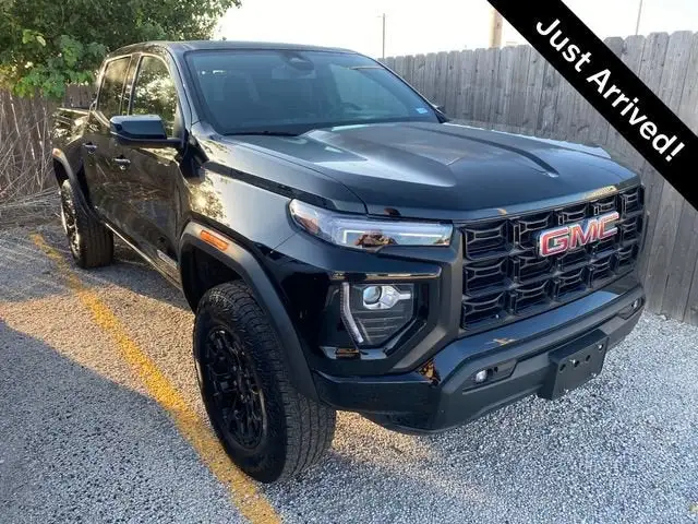 2026 GMC Canyon 4WD Elevation Crew Cab Short Box photo 1
