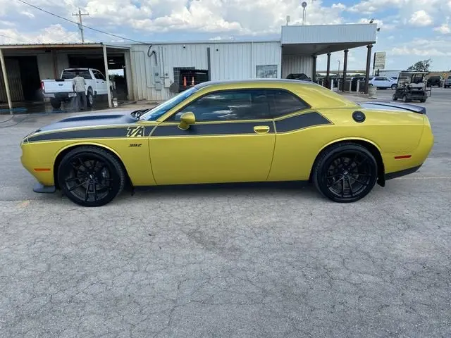 2021 Dodge Challenger R/T Scat Pack photo 4