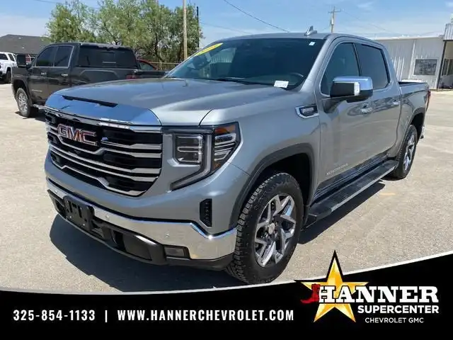 2024 GMC Sierra SLT 4WD Crew Cab Short Box's photo