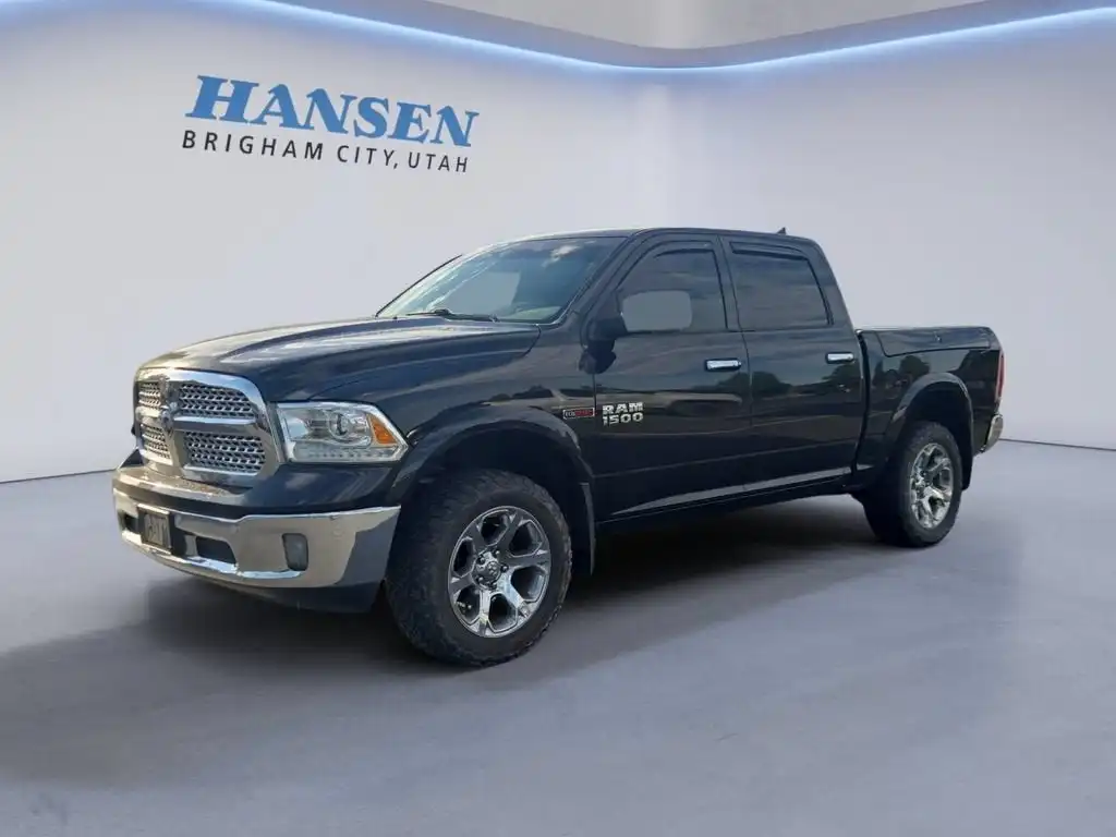 2017 RAM 1500 Laramie 4x4 Crew Cab 5'7's photo
