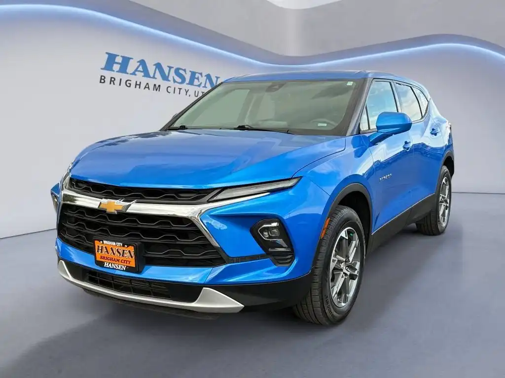 2025 Chevrolet Blazer 2.0T 2LT AWD's photo