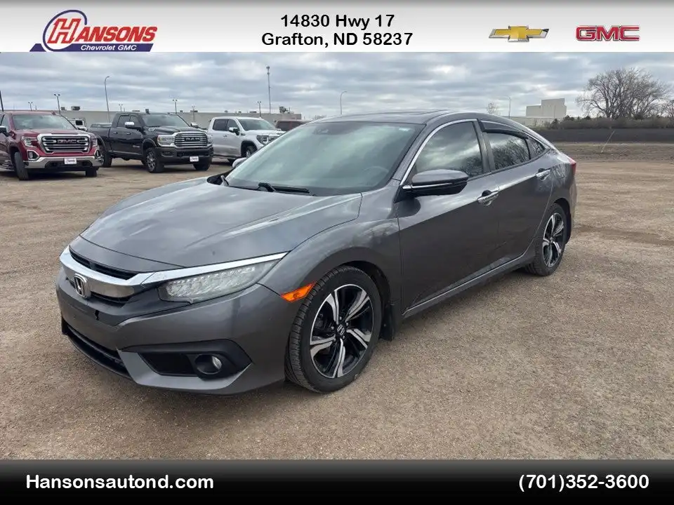 2017 Honda Civic Touring CVT's photo