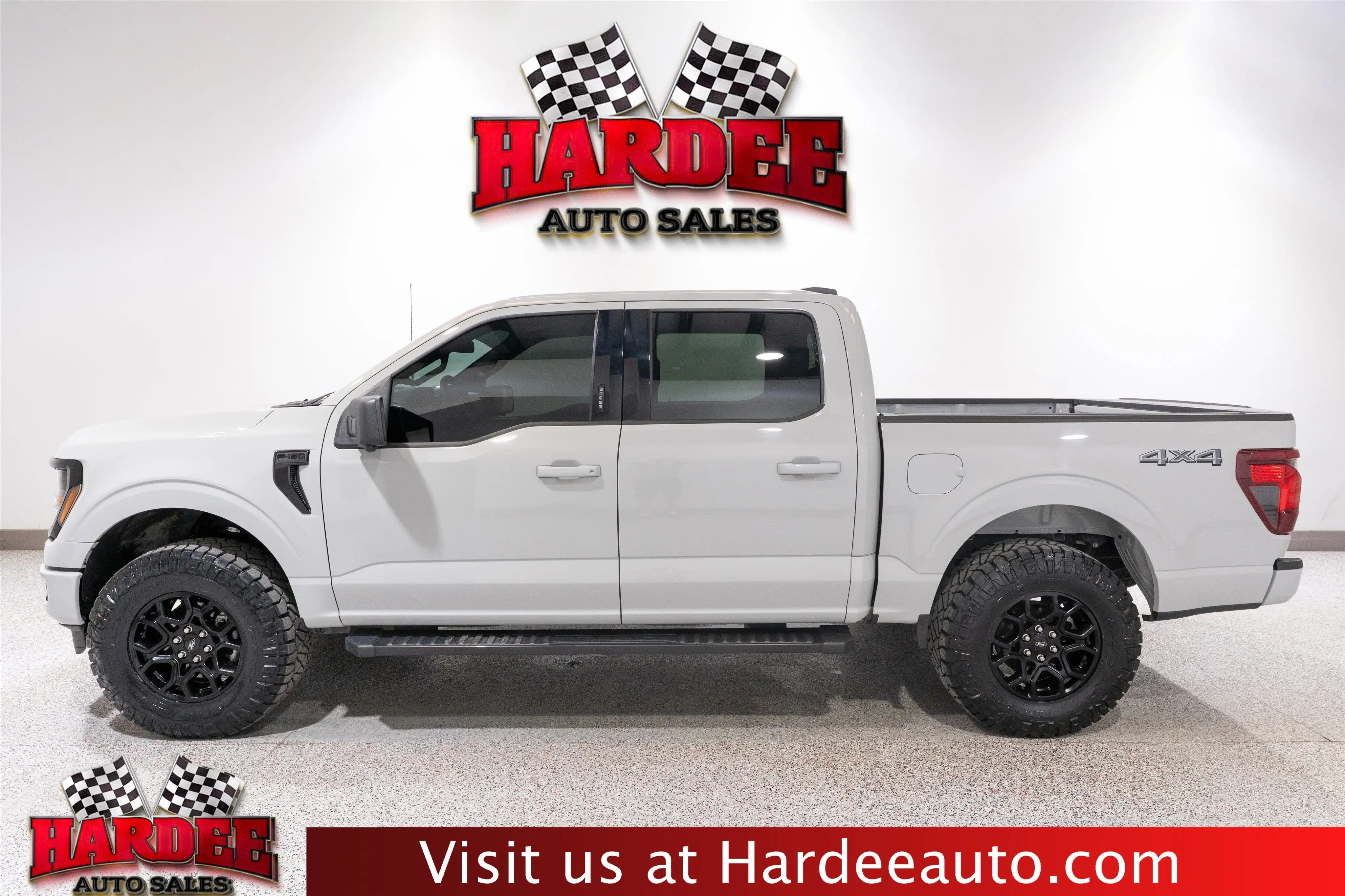2024 Ford F-150 XLT 4x4 SuperCrew 145 in's photo