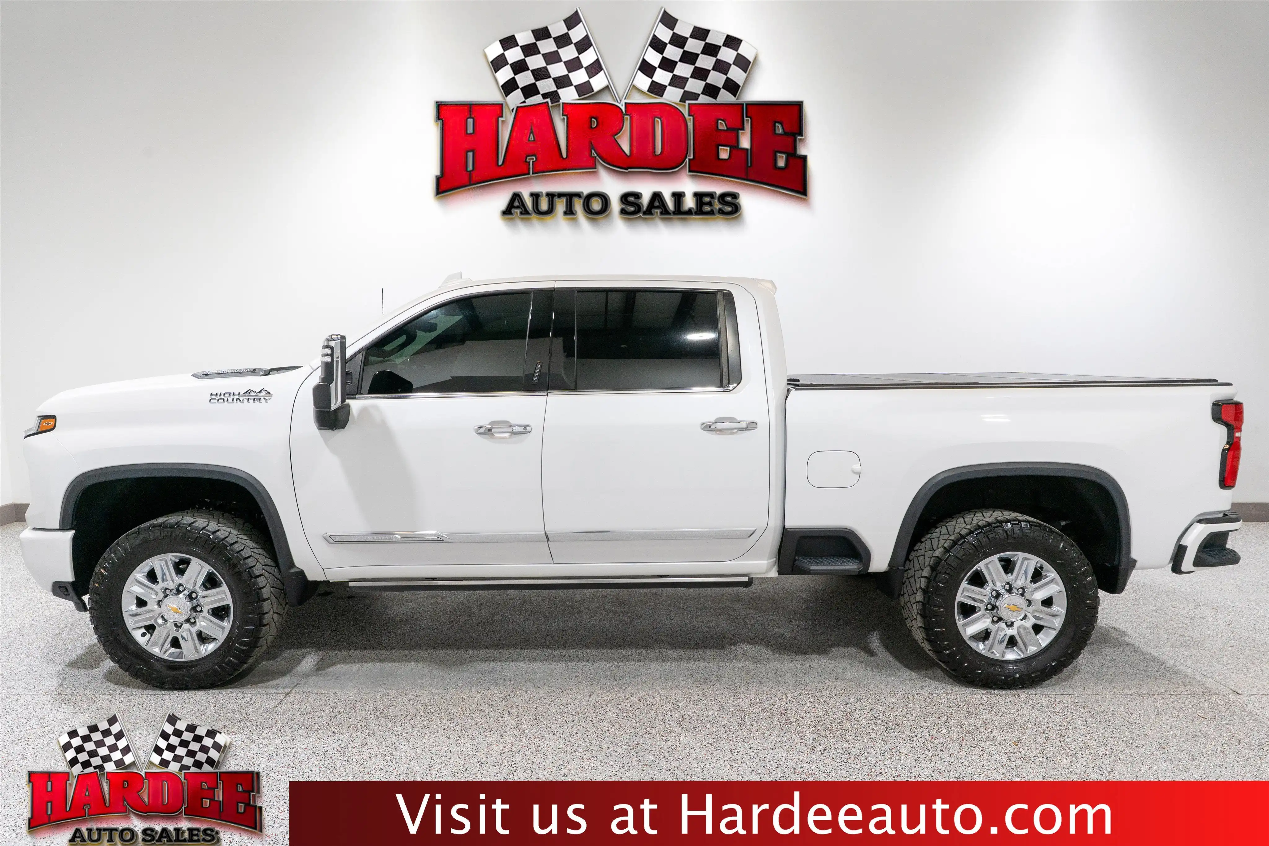 2024 Chevrolet Silverado HD High Country 4WD Crew Cab Standard Box's photo
