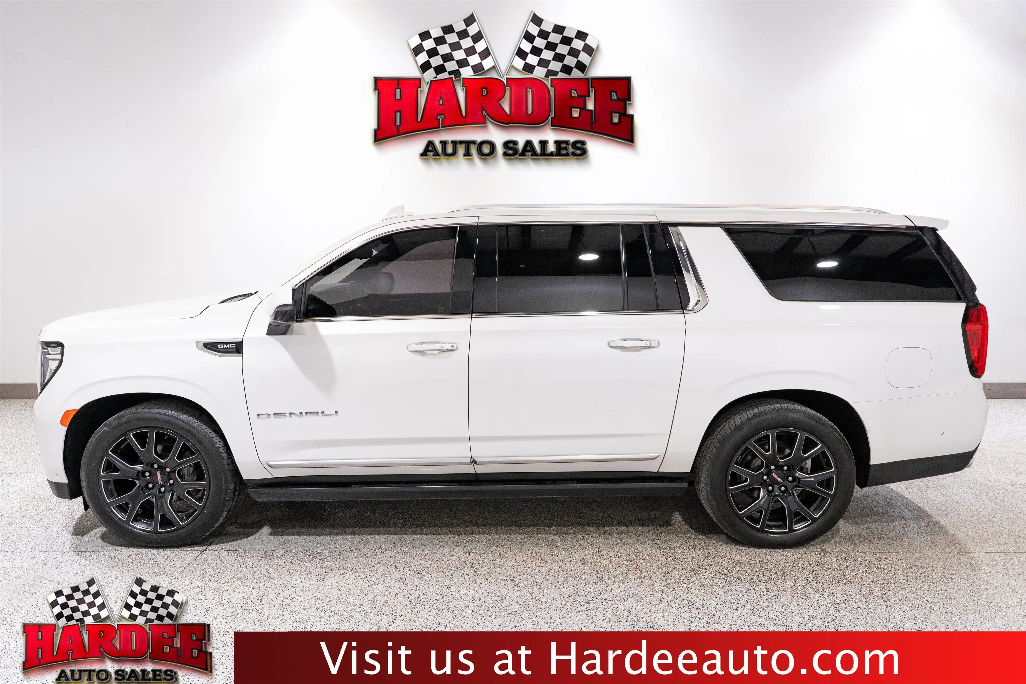 2023 GMC Yukon Denali's photo