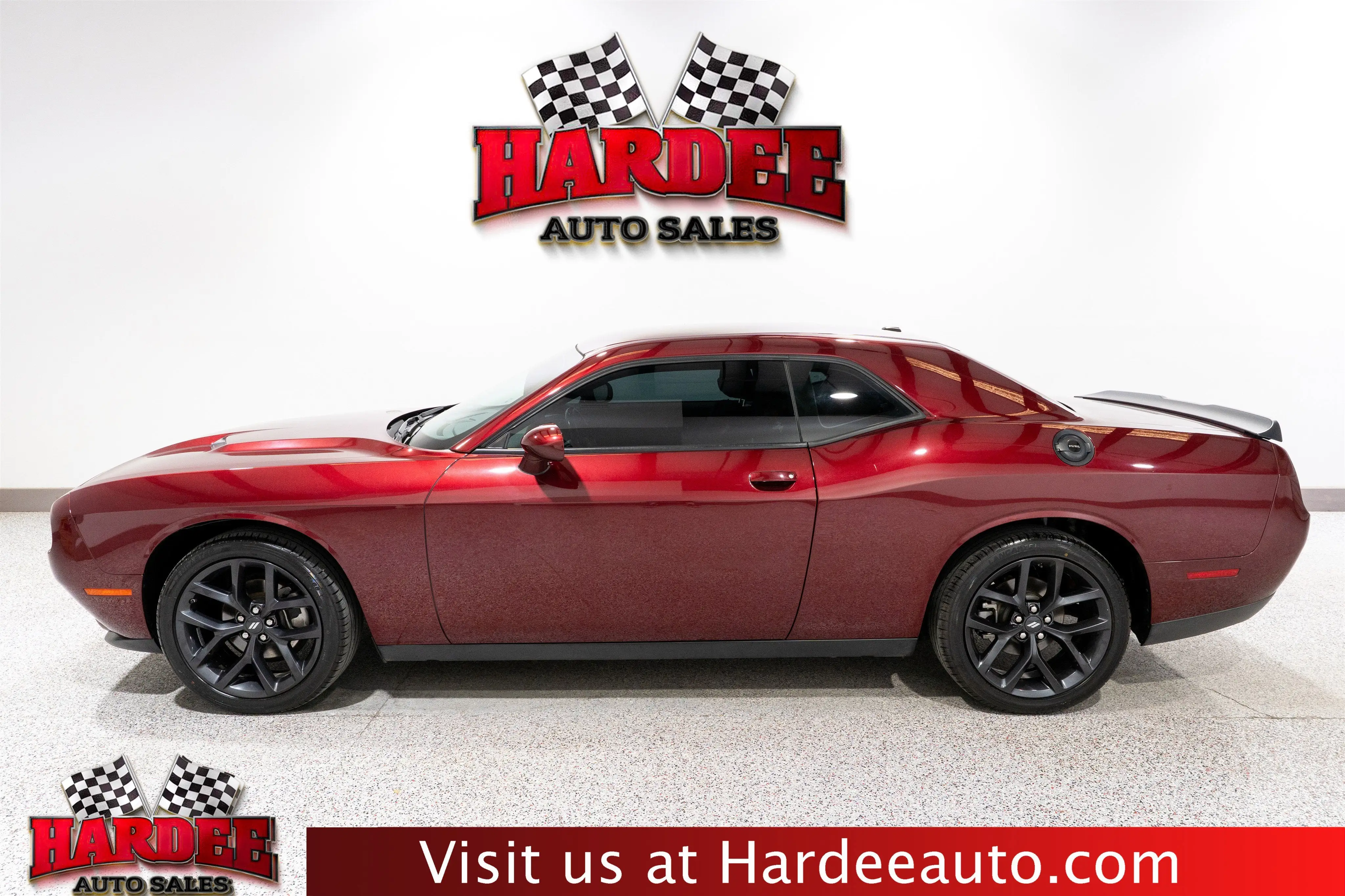 2022 Dodge Challenger SXT Auto photo 1