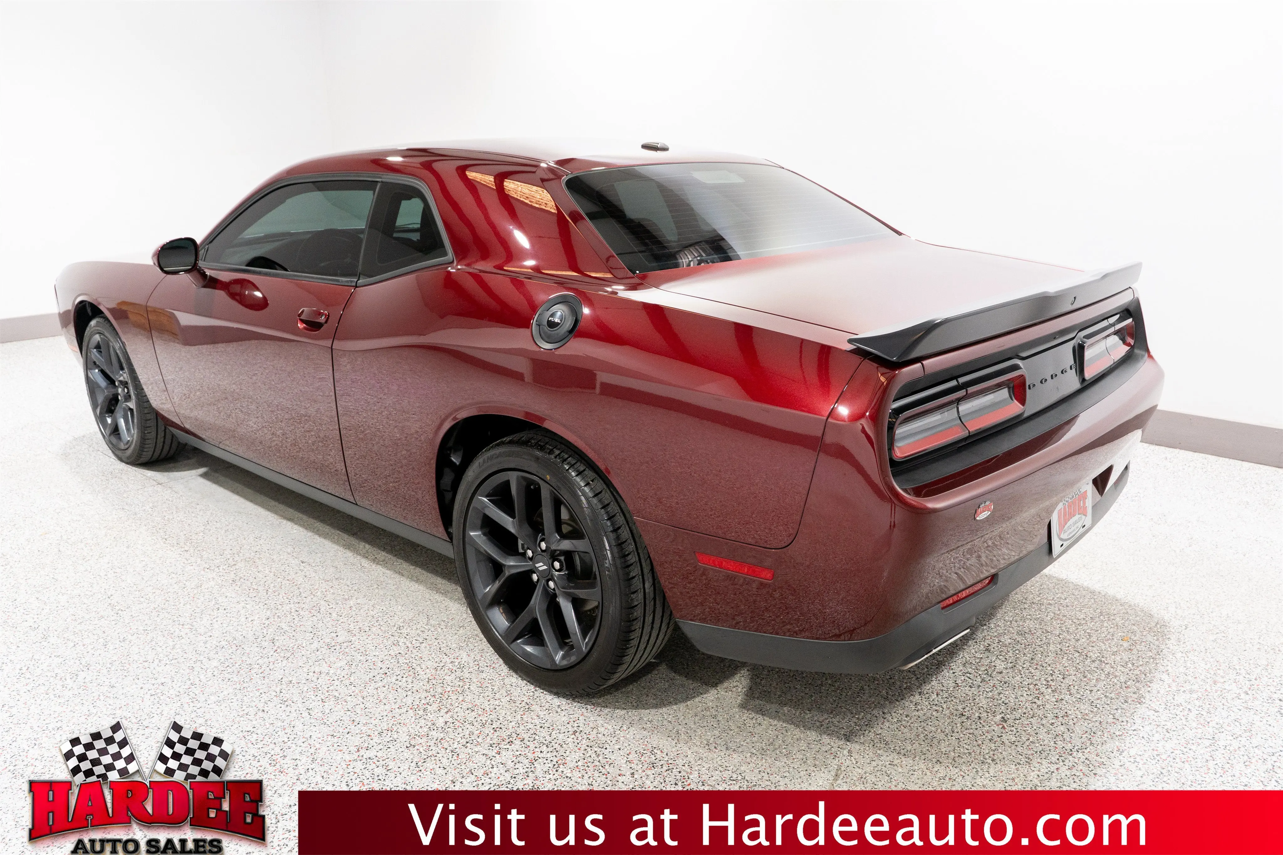2022 Dodge Challenger SXT Auto photo 3
