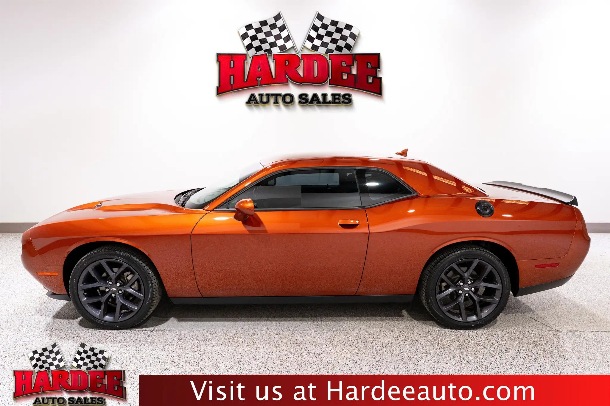 2023 Dodge Challenger SXT Auto photo 1