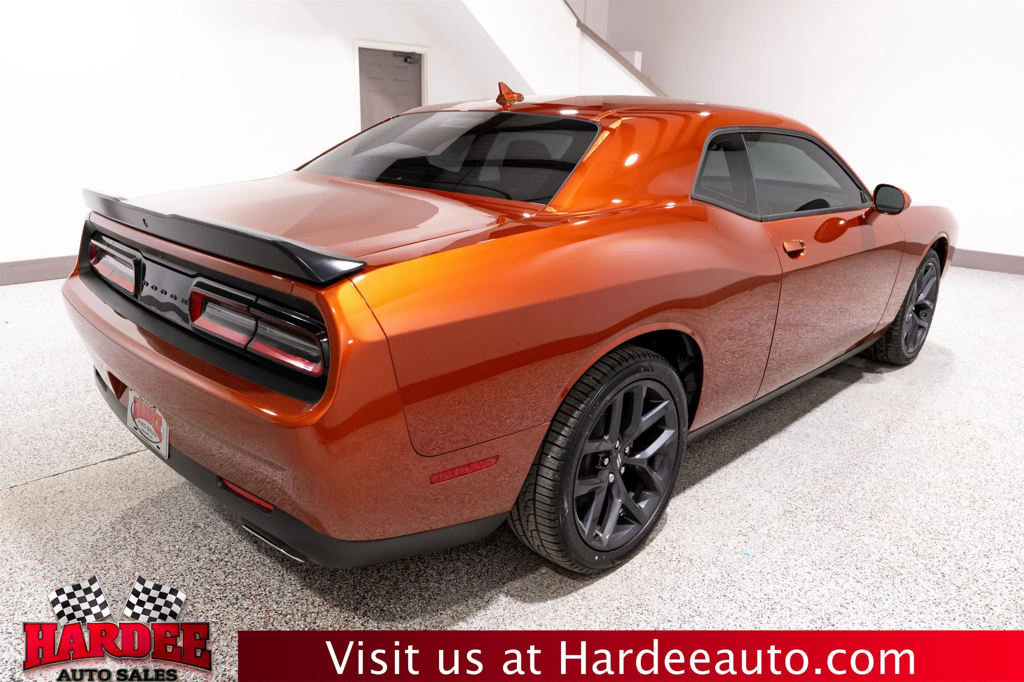 2023 Dodge Challenger SXT Auto photo 5