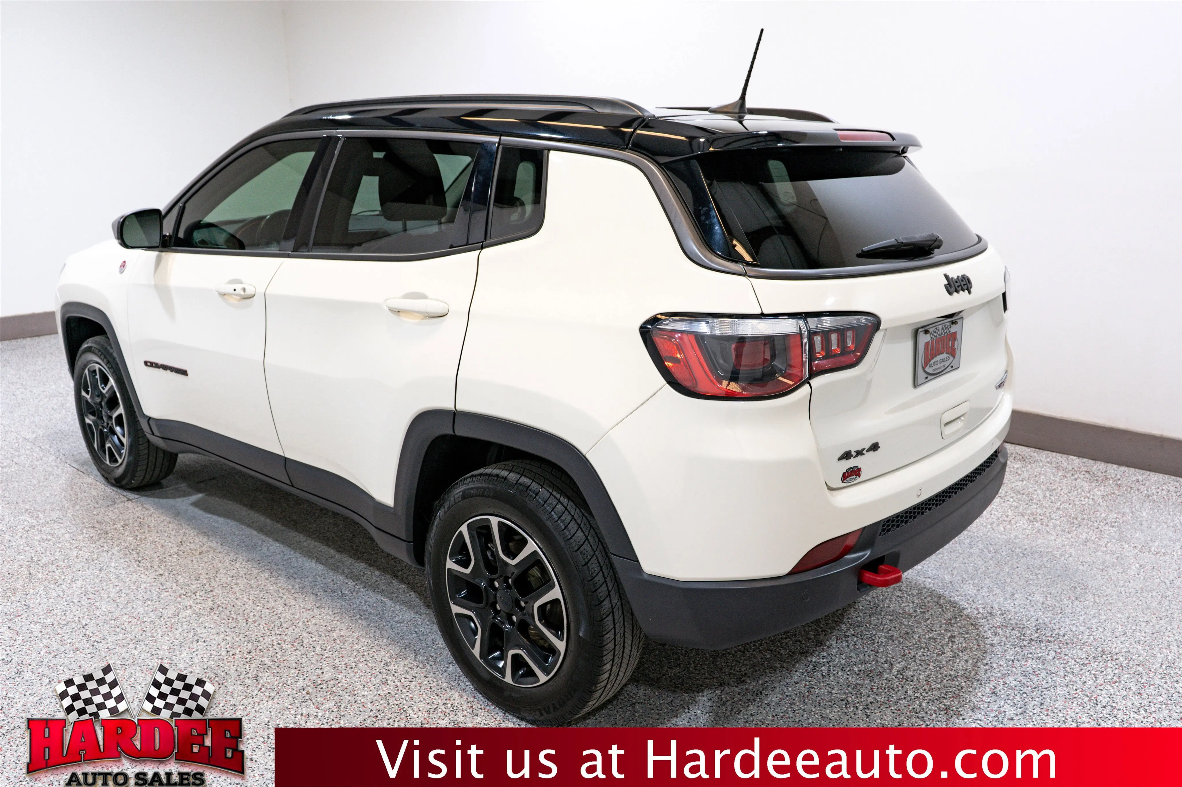 2019 Jeep Compass Trailhawk 4X4 photo 3