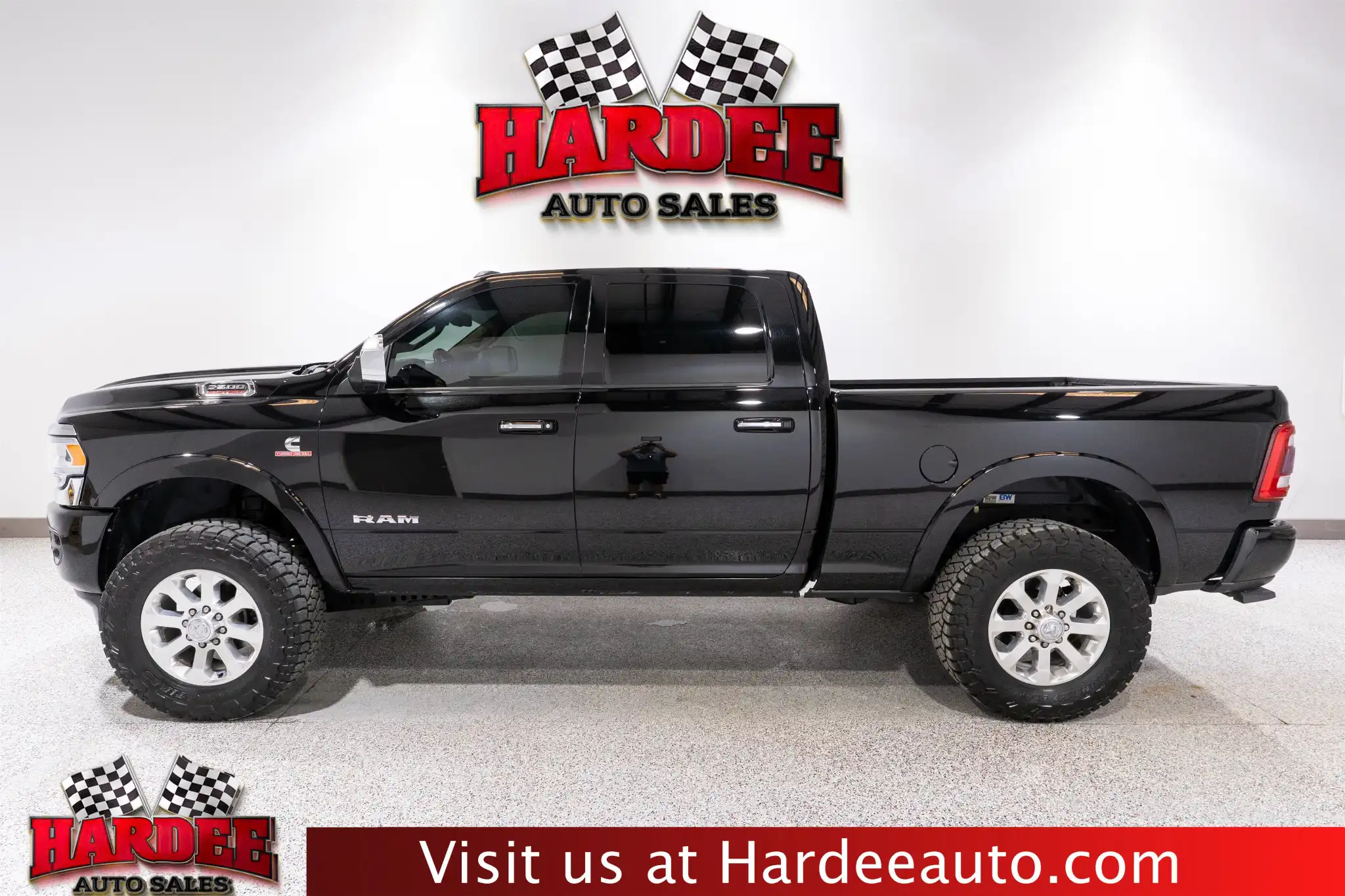 2022 RAM 2500 Laramie 4WD Crew Cab SWB's photo