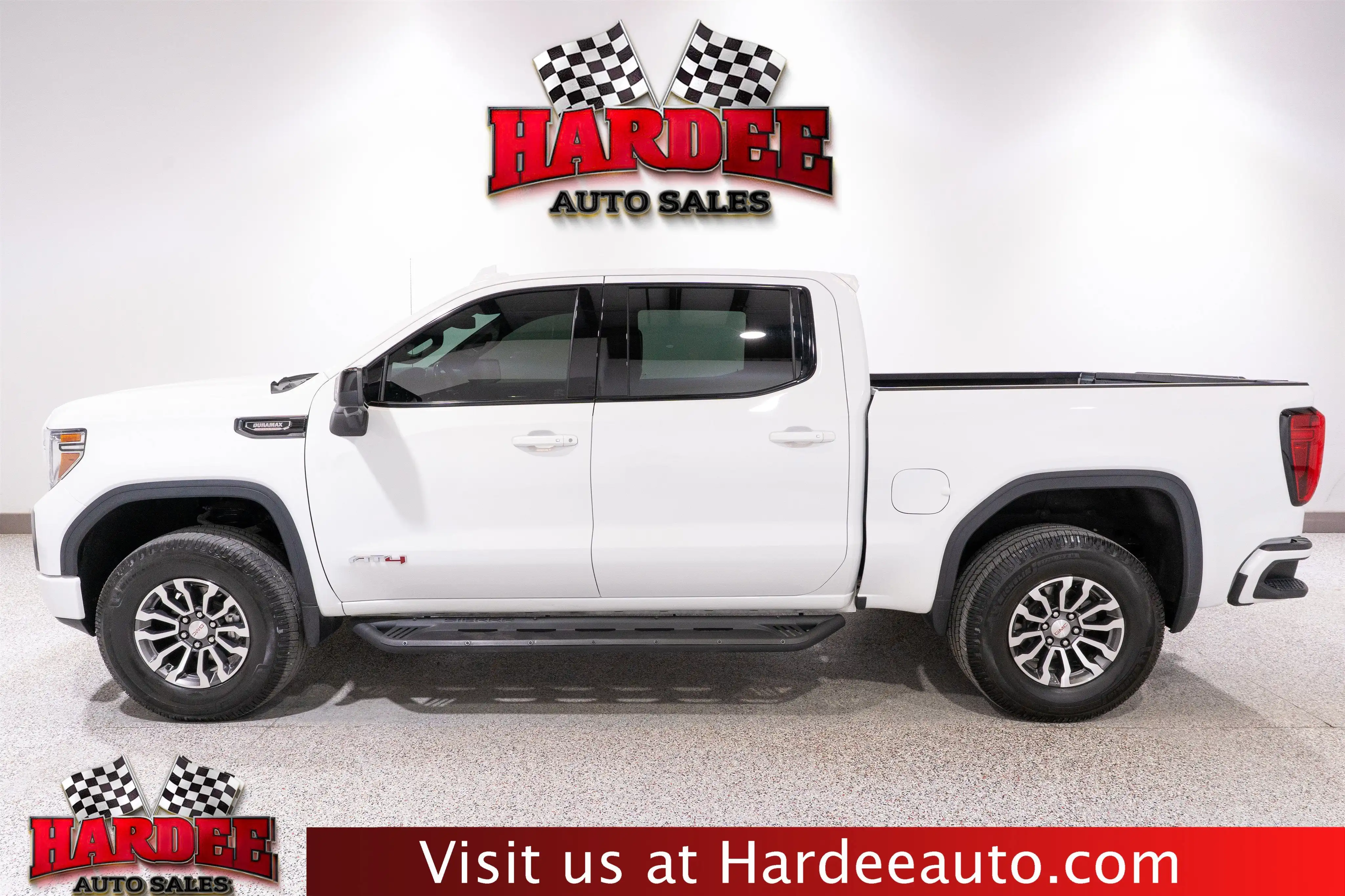 2021 GMC Sierra 4WD Crew Cab Short Box AT4's photo