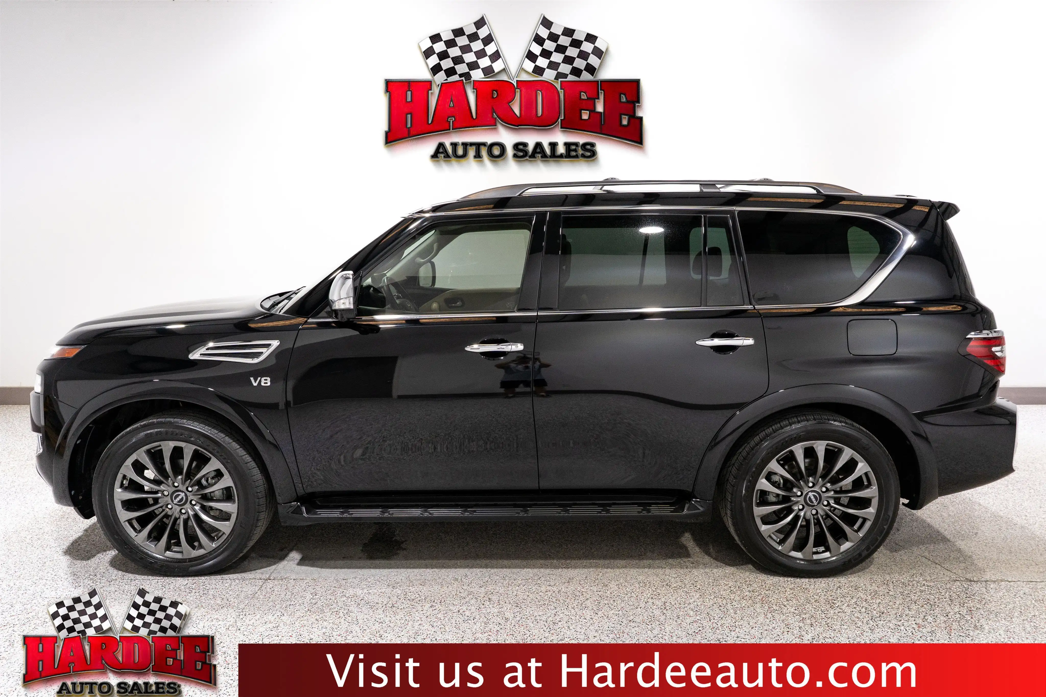 2021 Nissan Armada Platinum 4X2's photo
