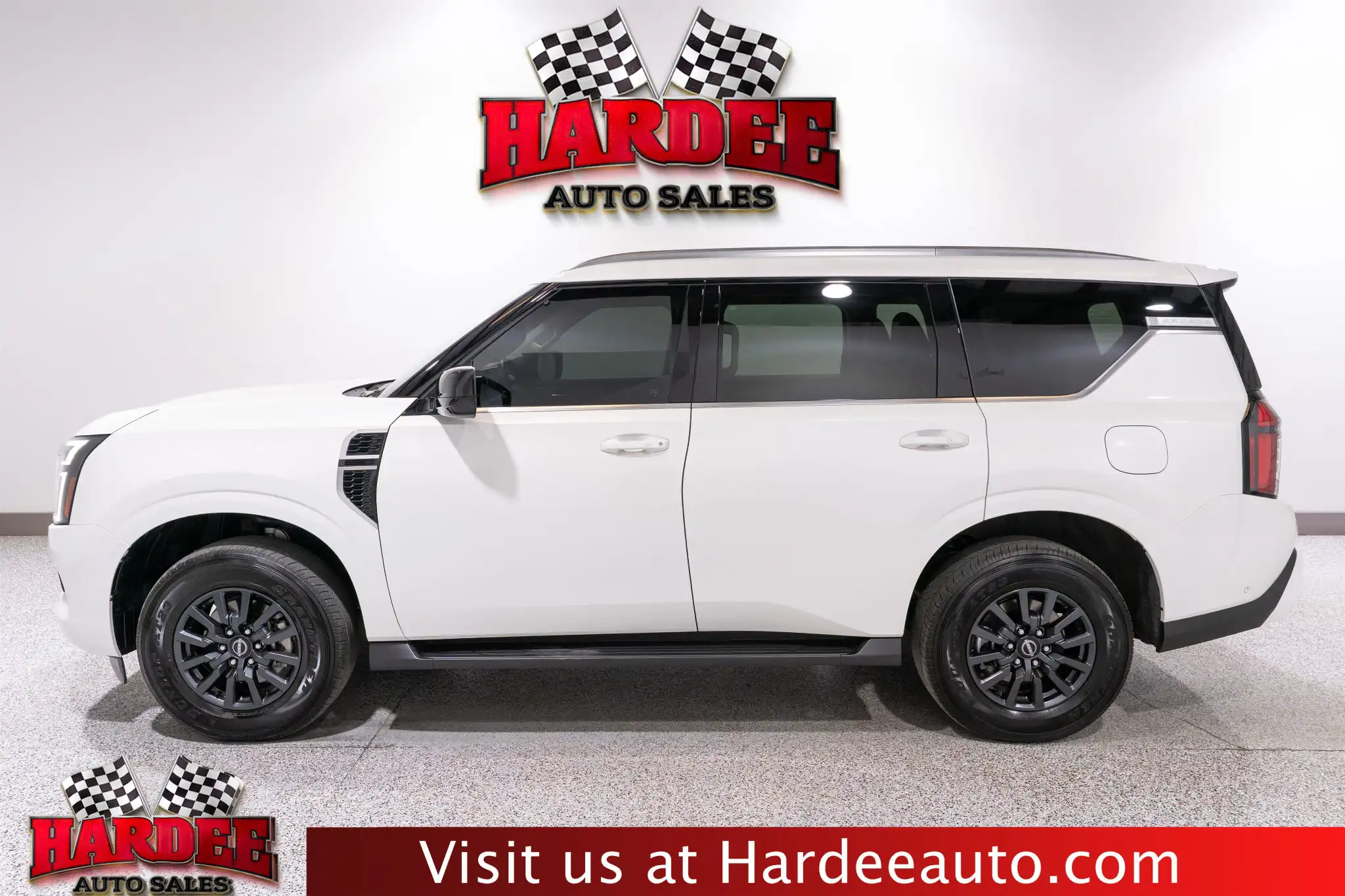 2026 Nissan Armada SV 4WD's photo
