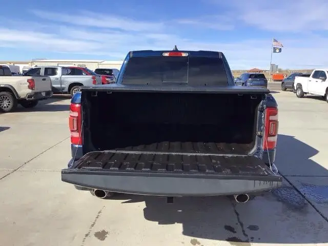2019 RAM 1500 Limited 4x4 Crew Cab 5'7 photo 5