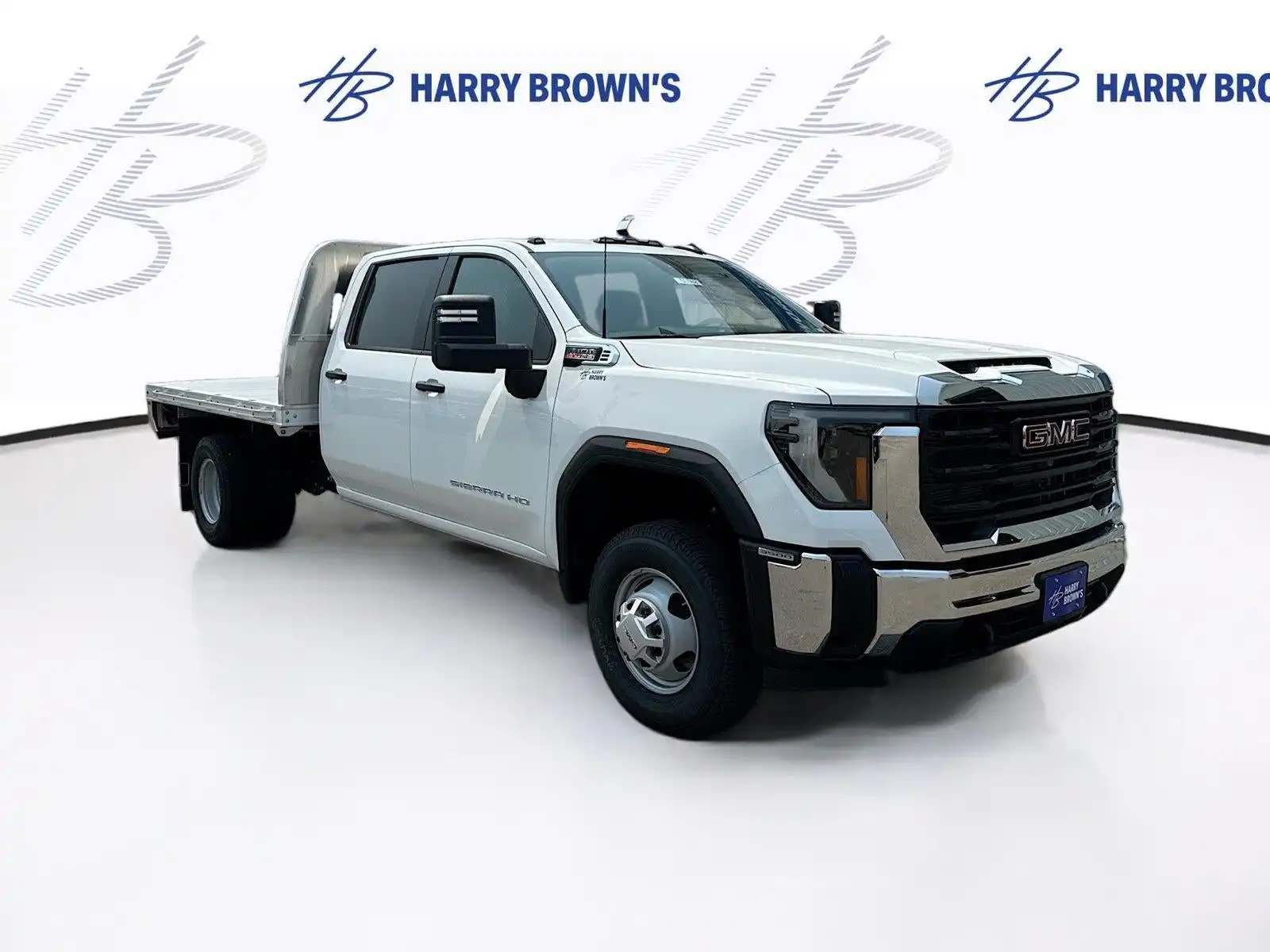 2026 GMC Sierra 4WD Crew Cab Chassis Pro's photo