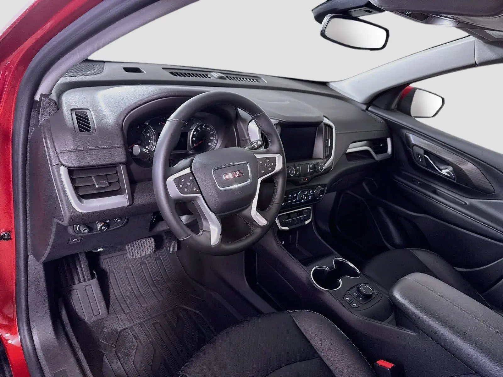 2024 GMC Terrain SLT AWD photo 3