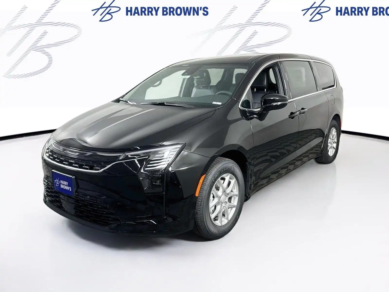 2027 Chrysler Pacifica Select's photo