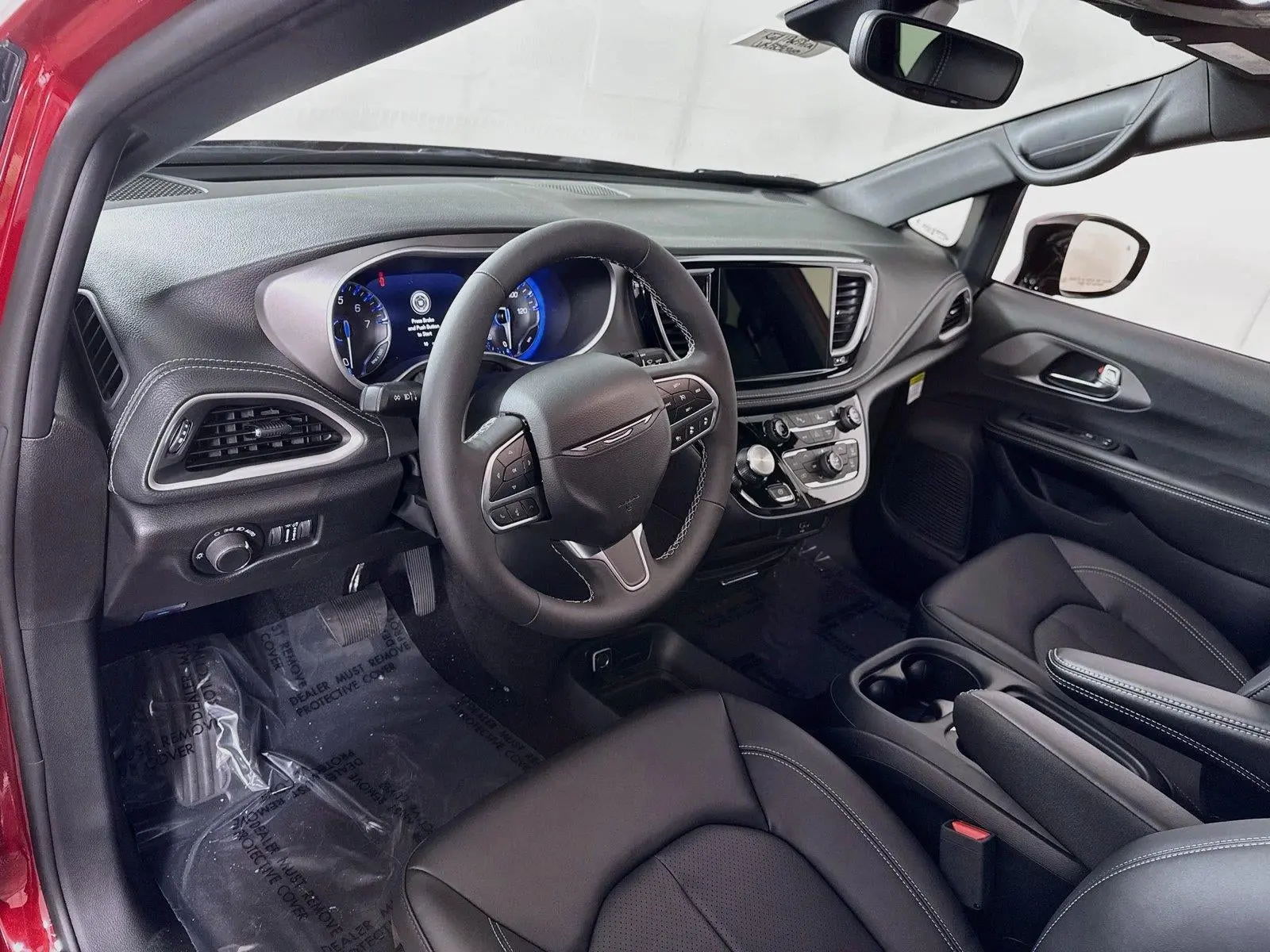 2027 Chrysler Pacifica Select AWD photo 3