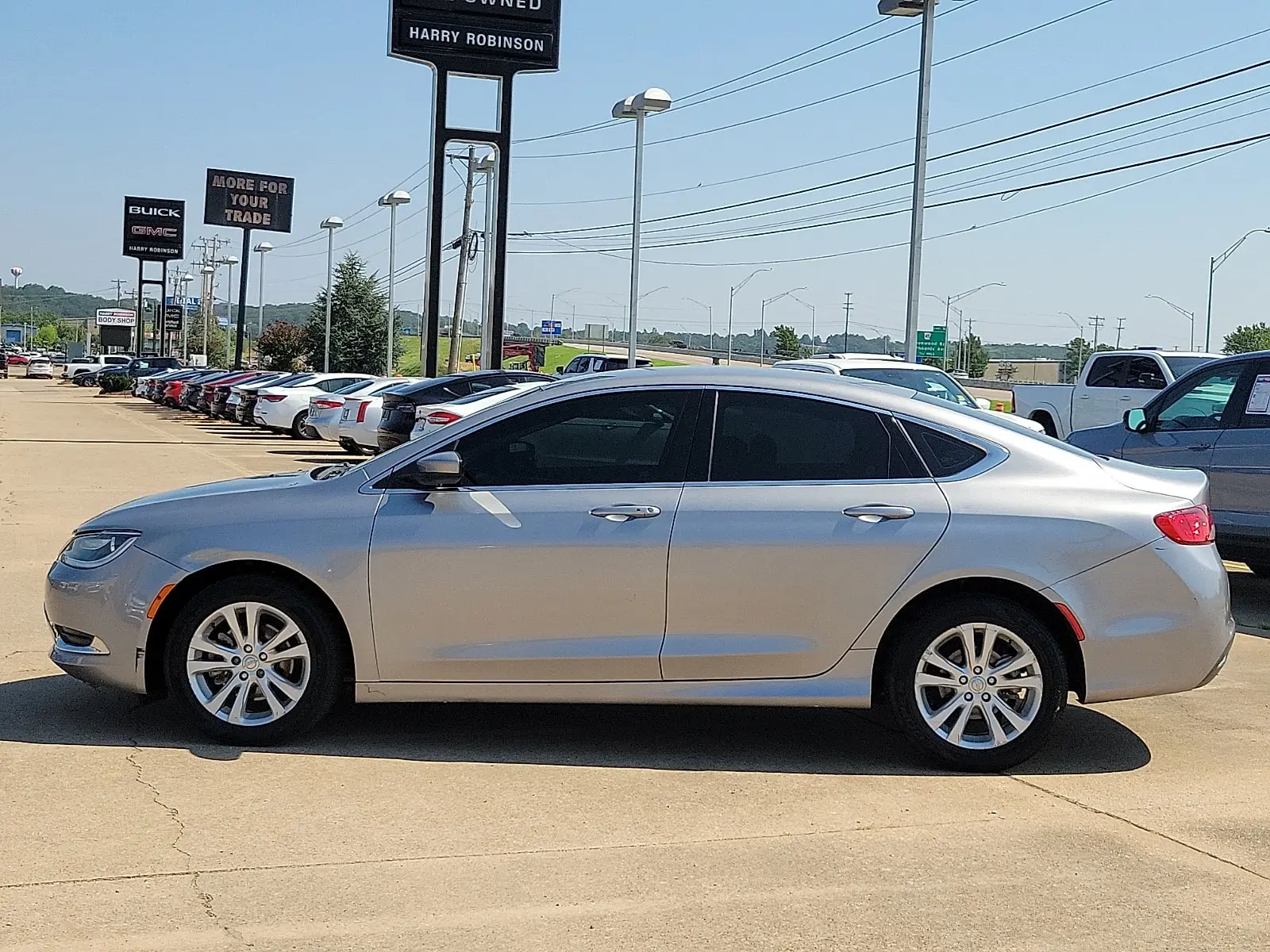 2016 Chrysler 200 Limited photo 3