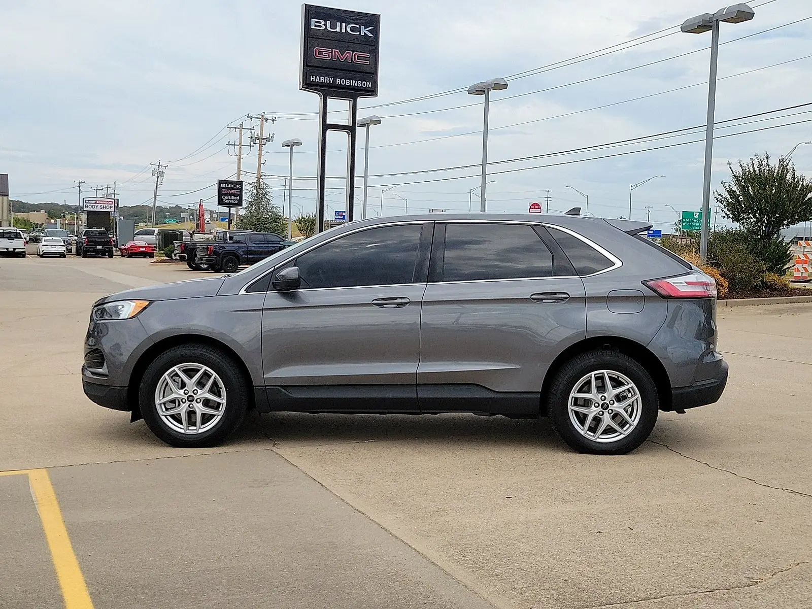 2023 Ford Edge SEL AWD photo 3