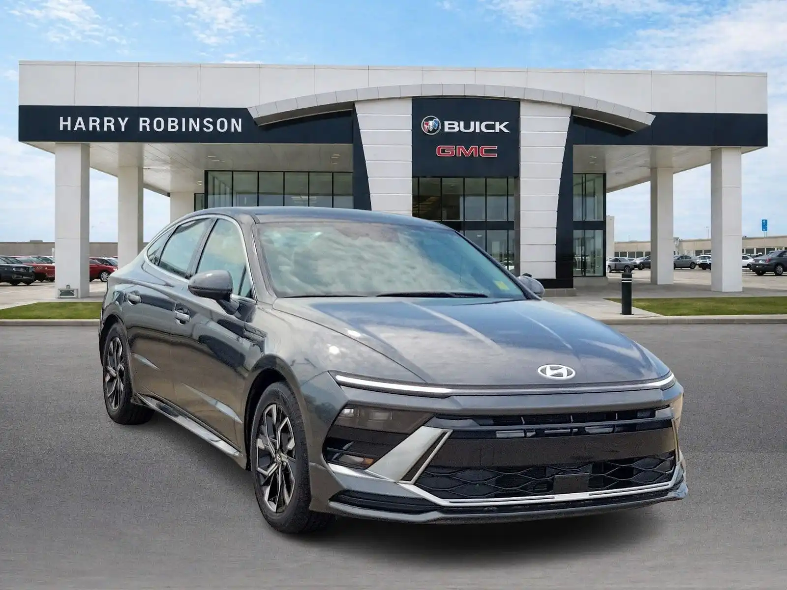 2025 Hyundai Sonata SEL's photo