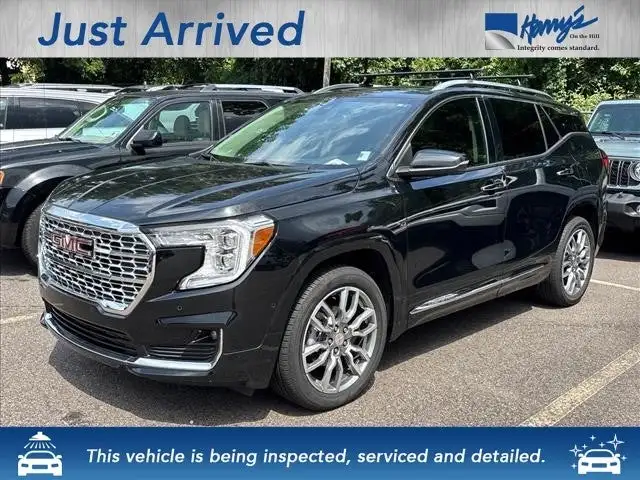 2024 GMC Terrain Denali AWD's photo