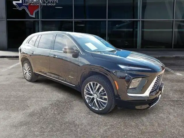 2025 Buick Enclave Avenir's photo