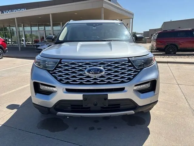 2020 Ford Explorer Platinum 4WD photo 4