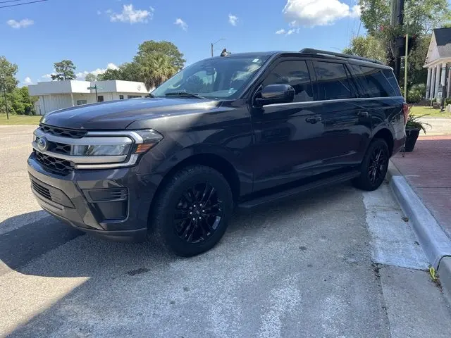 2024 Ford Expedition XLT 4WD MAX photo 4
