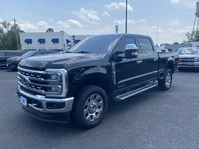 2024 Ford F-250 Lariat 4x4 Crew Cab 6-3/4' Box's photo
