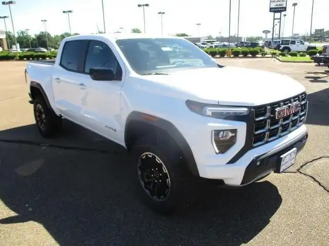 2026 GMC Canyon 4WD AT4 Crew Cab Short Box's photo