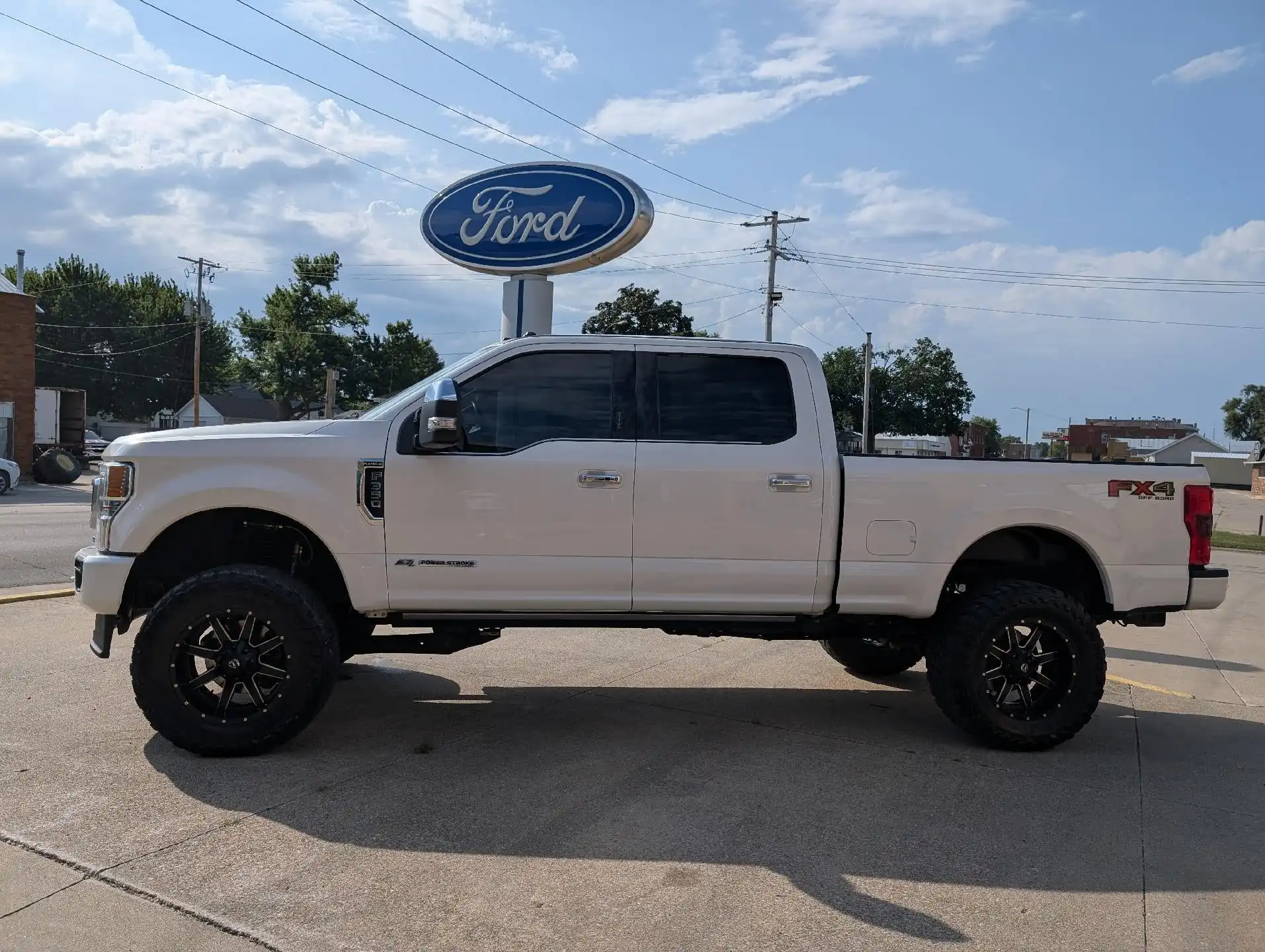 2017 Ford F-350 Platinum 4x4 Crew Cab 6-1/2' Box SRW's photo