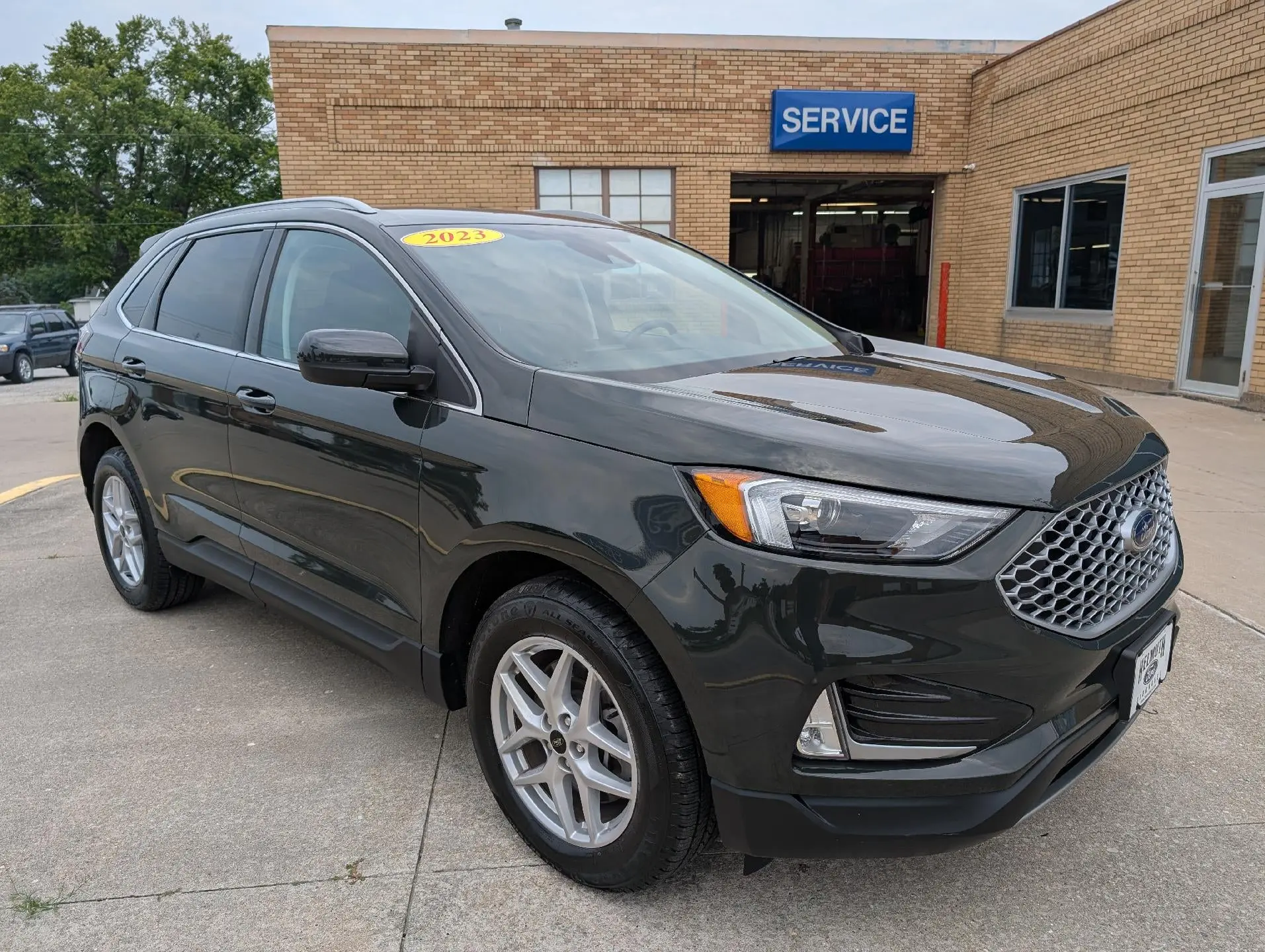 2023 Ford Edge SEL AWD photo 4